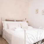 Lejlighed Quiet Boutique In Le Bicocche Di Joyce