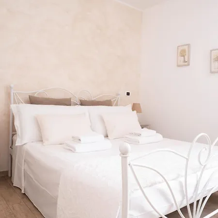 דירה Quiet Boutique Garage Nearby - Le Bicocche Di Joyce -