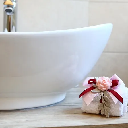 Quiet Boutique Apartament In Central - Le Bicocche Di Joyce - *